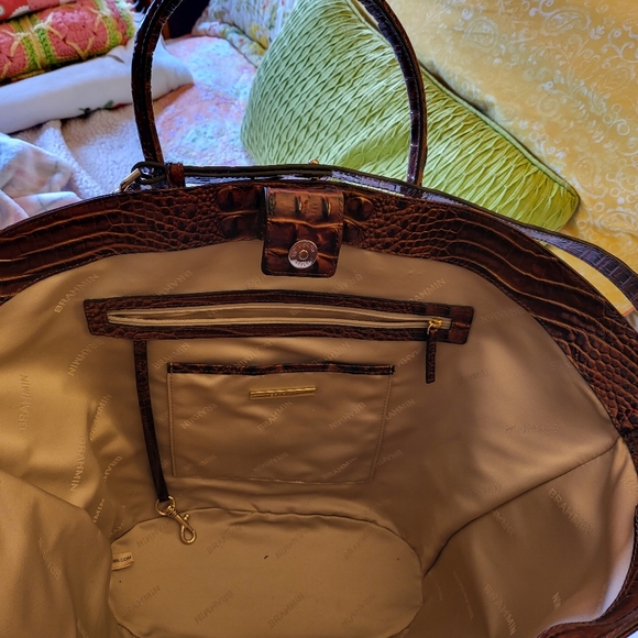 Brahmin Handbag - Picture 4 of 9